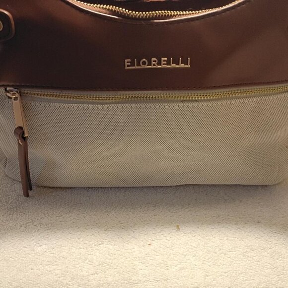 Izzie Fiorelli Women's Shoulder Bag, Natural - Picture 7 of 7